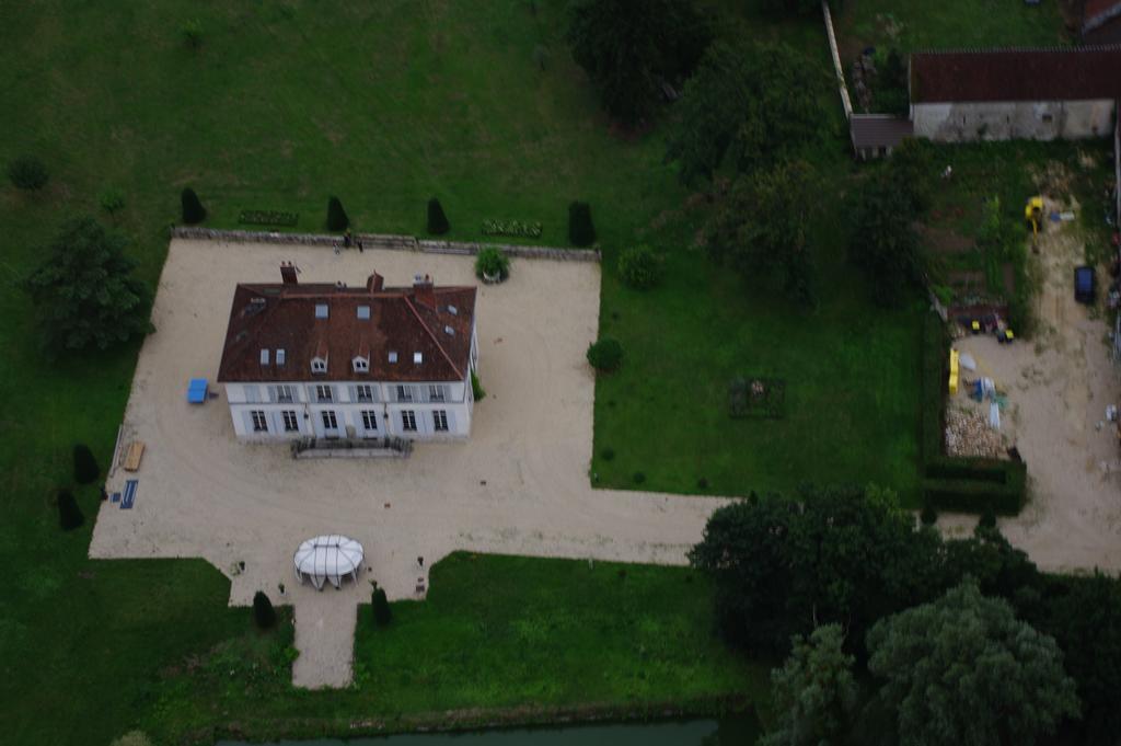 Chateau De Pommeuse מראה חיצוני תמונה
